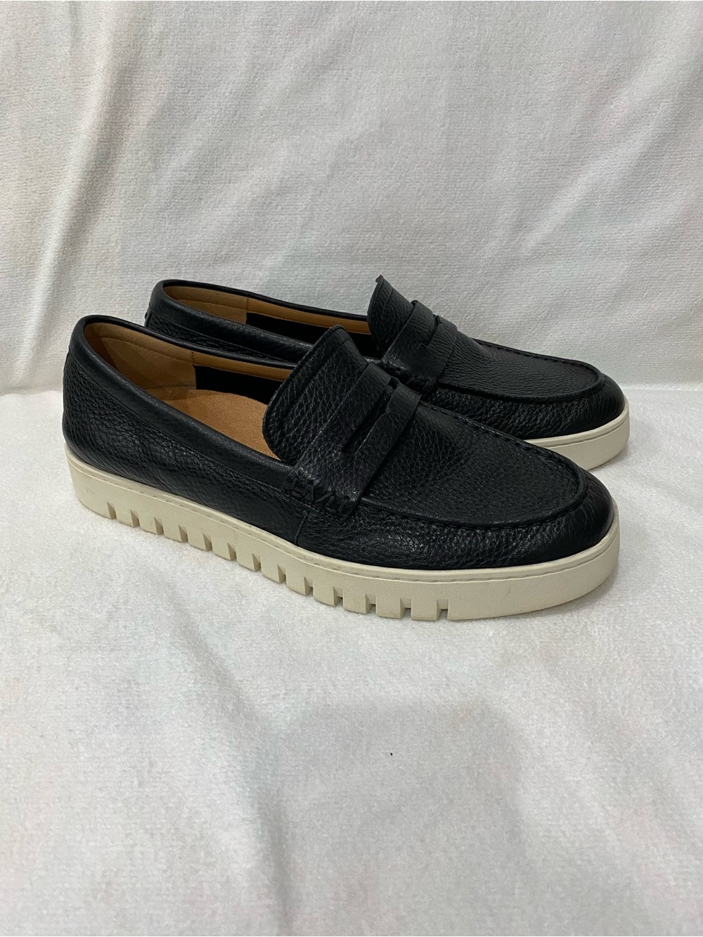 Vionic Men’s Uptown Black Leather Slip On Loafer Size 11 Wide
